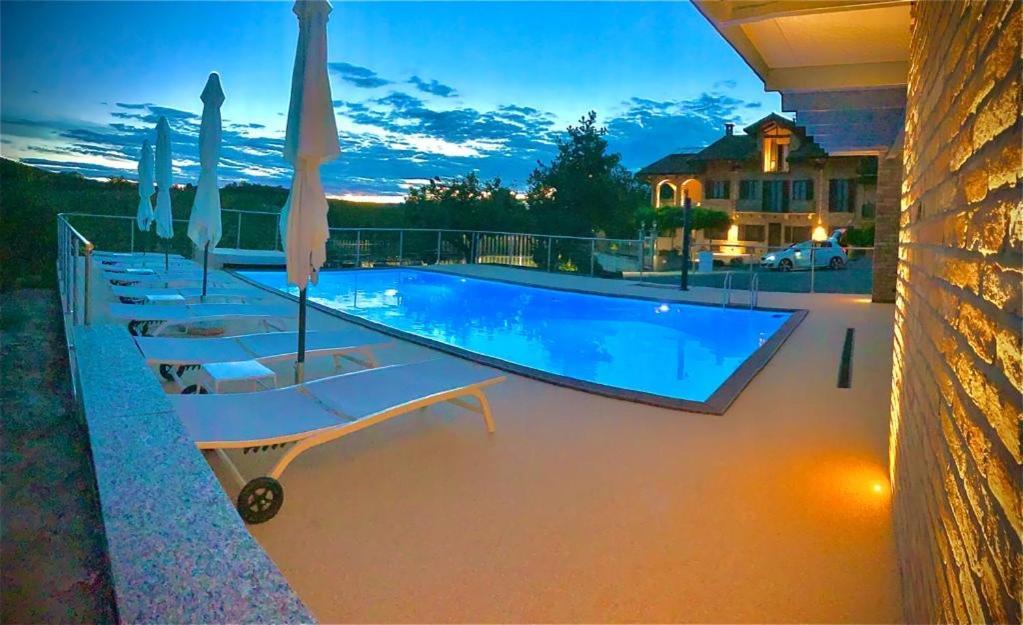 Agriturismo "Le Giustizie" Agliano Terme Exterior photo